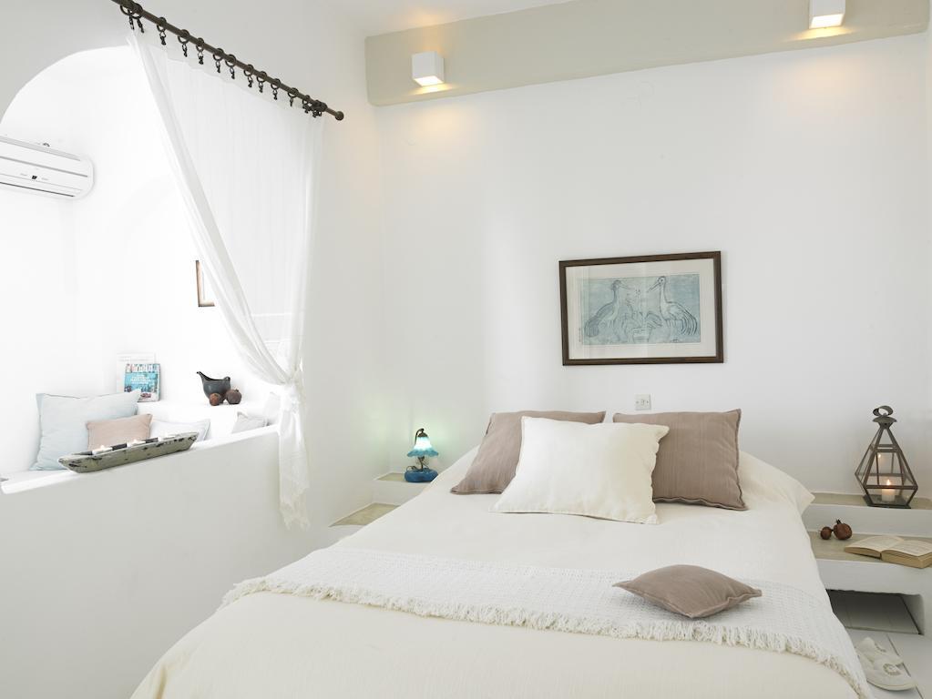 Altana Heritage Suites Imerovigli  Værelse billede